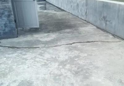 伊川楼顶漏水维修公司分享下如何解决卫生间隐蔽部位漏水的问题?